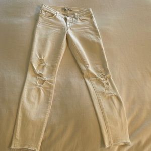 White distressed skinny jeans